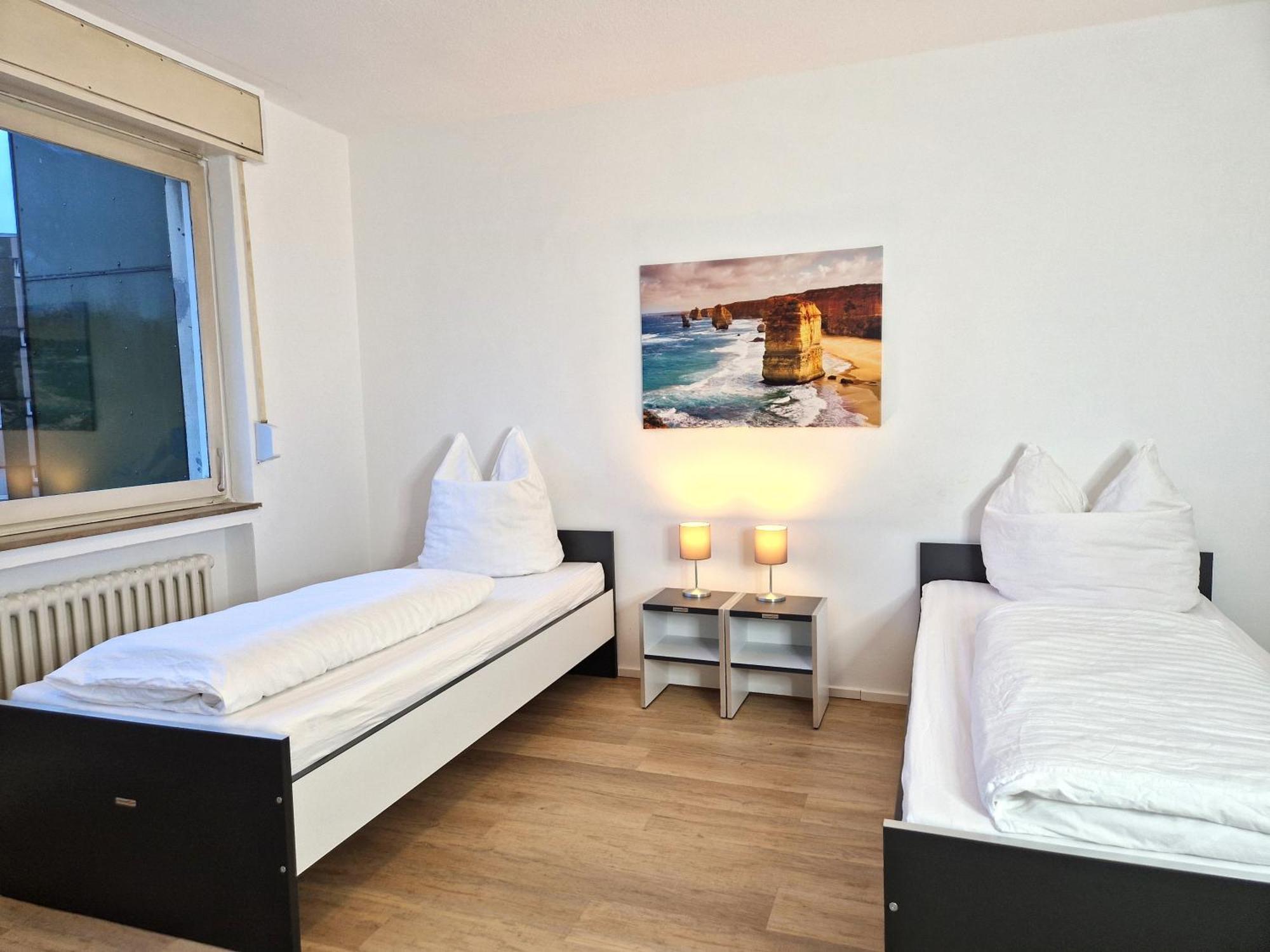 Meribu H1 Wohnung Fuer Monteure Und Arbeiter Gelsenkirchen Buitenkant foto