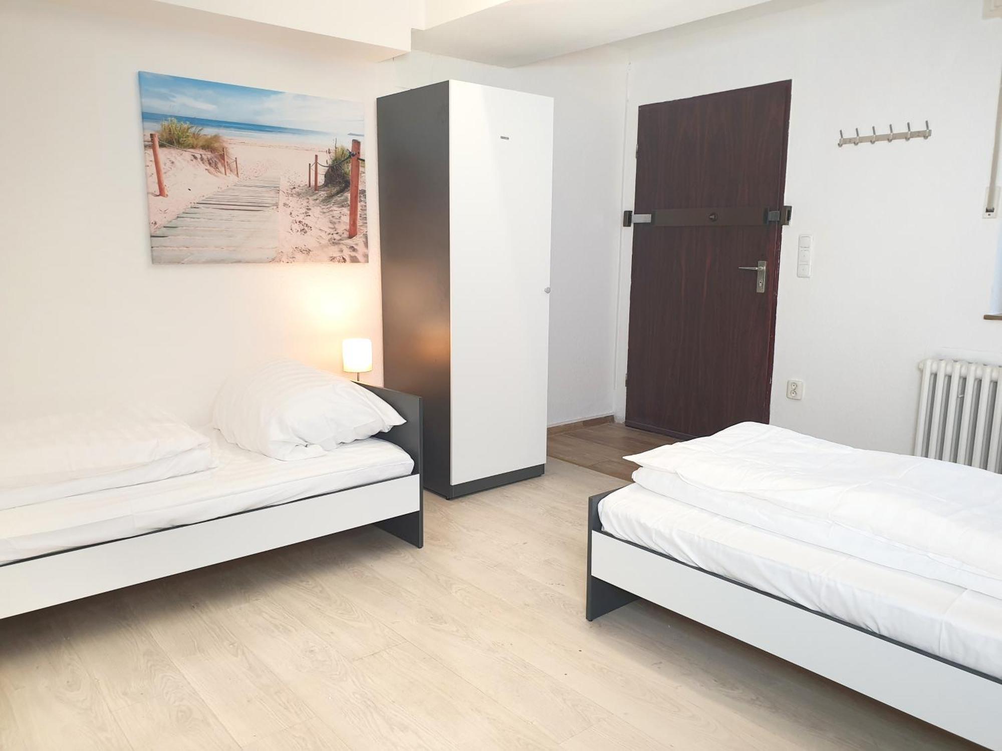 Meribu H1 Wohnung Fuer Monteure Und Arbeiter Gelsenkirchen Buitenkant foto